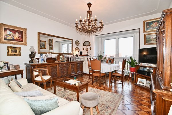 appartamento in vendita a Milano in zona Gallaratese