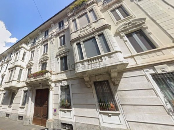 appartamento in vendita a Milano in zona Sempione