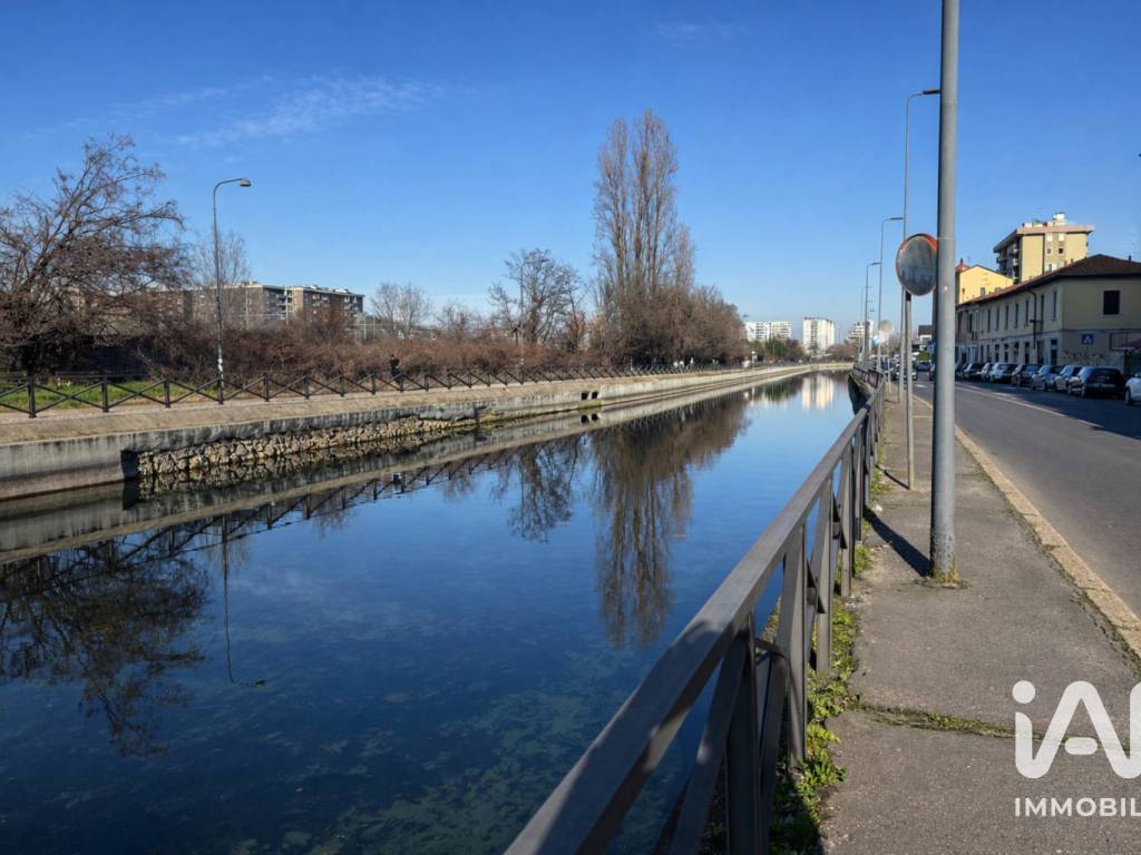 appartamento in vendita a Milano in zona San Cristoforo