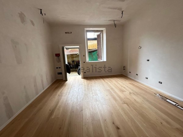 appartamento in vendita a Milano in zona Cagnola