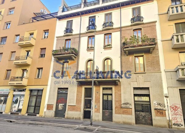 appartamento in vendita a Milano in zona Bocconi