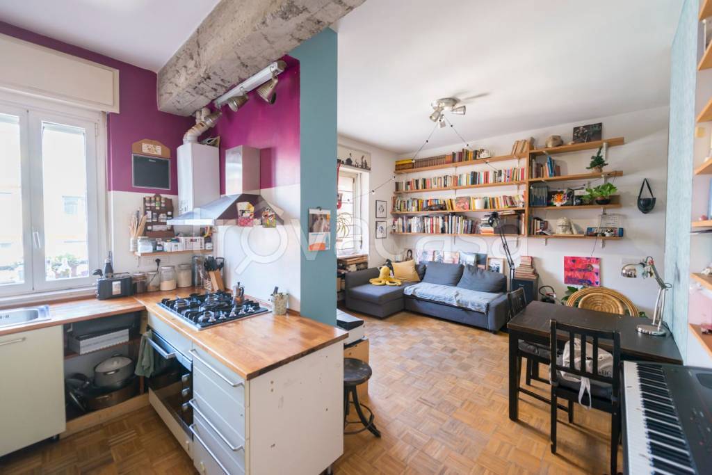 appartamento in vendita a Milano in zona Città Studi