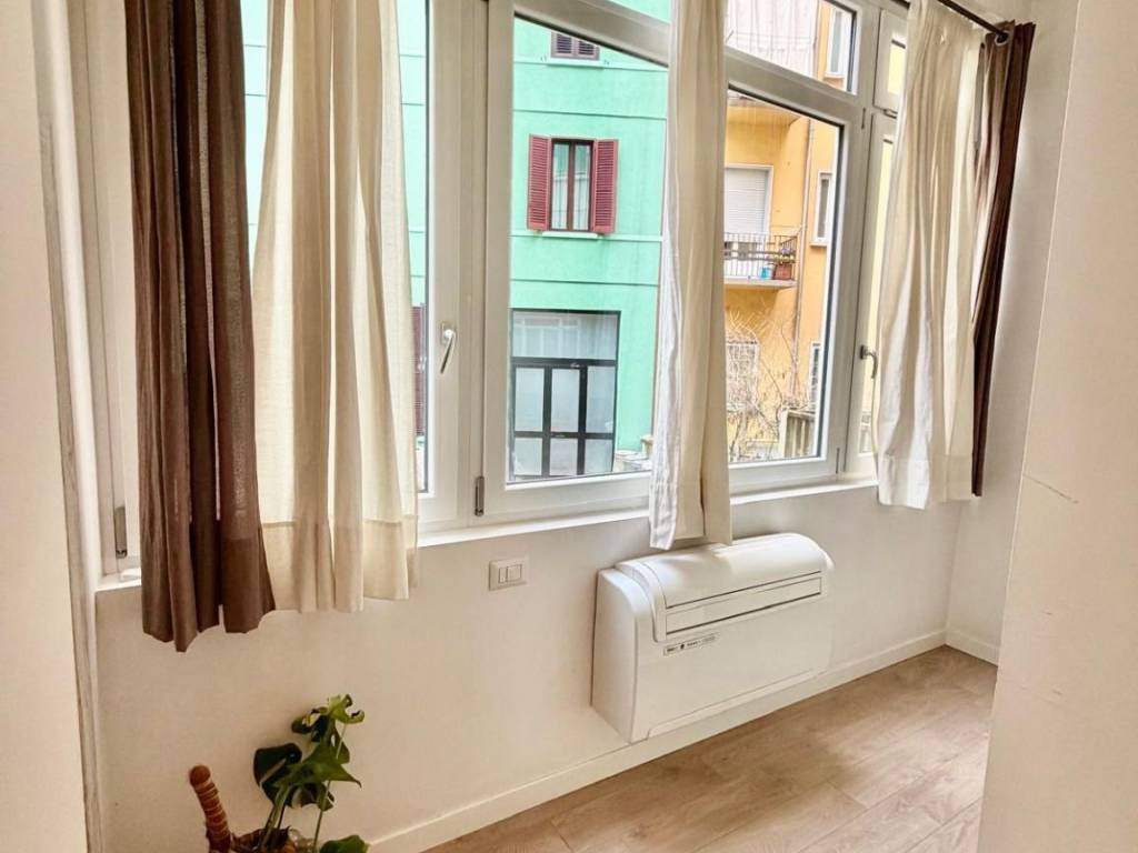 appartamento in vendita a Milano in zona Solari