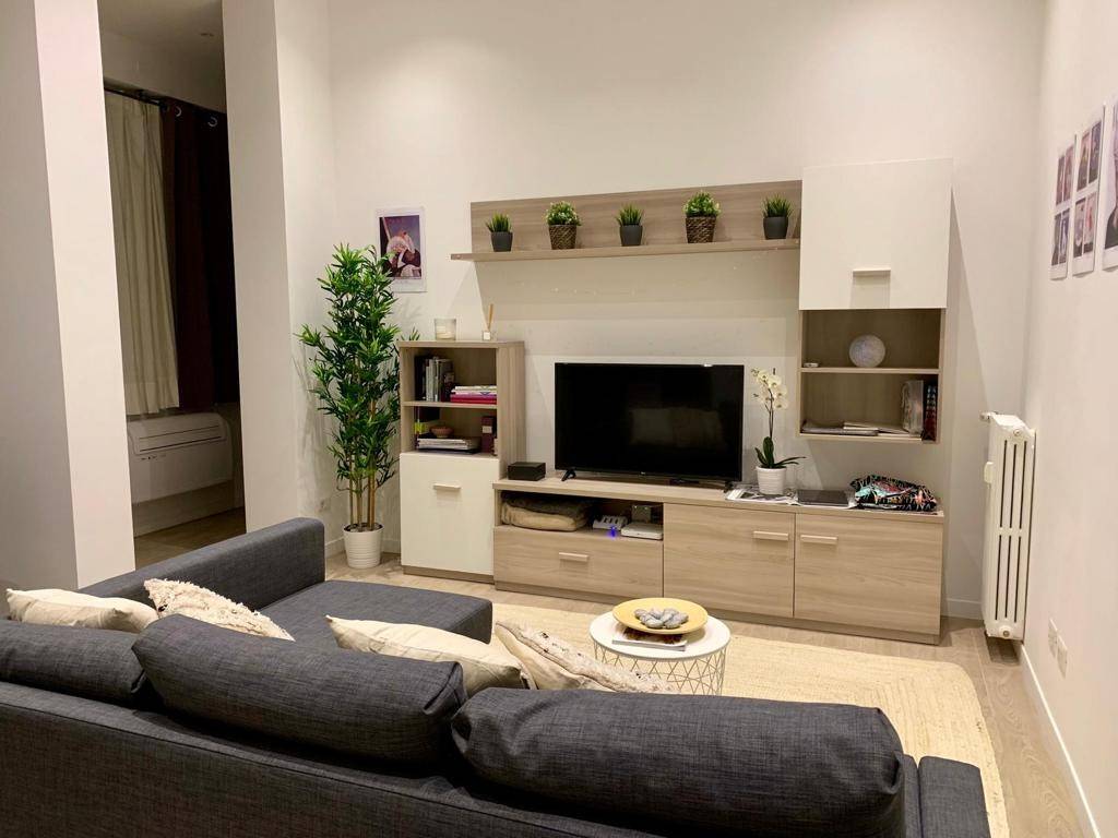 appartamento in vendita a Milano in zona Solari