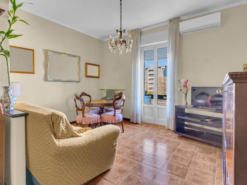 appartamento in vendita a Milano in zona Maggiolina