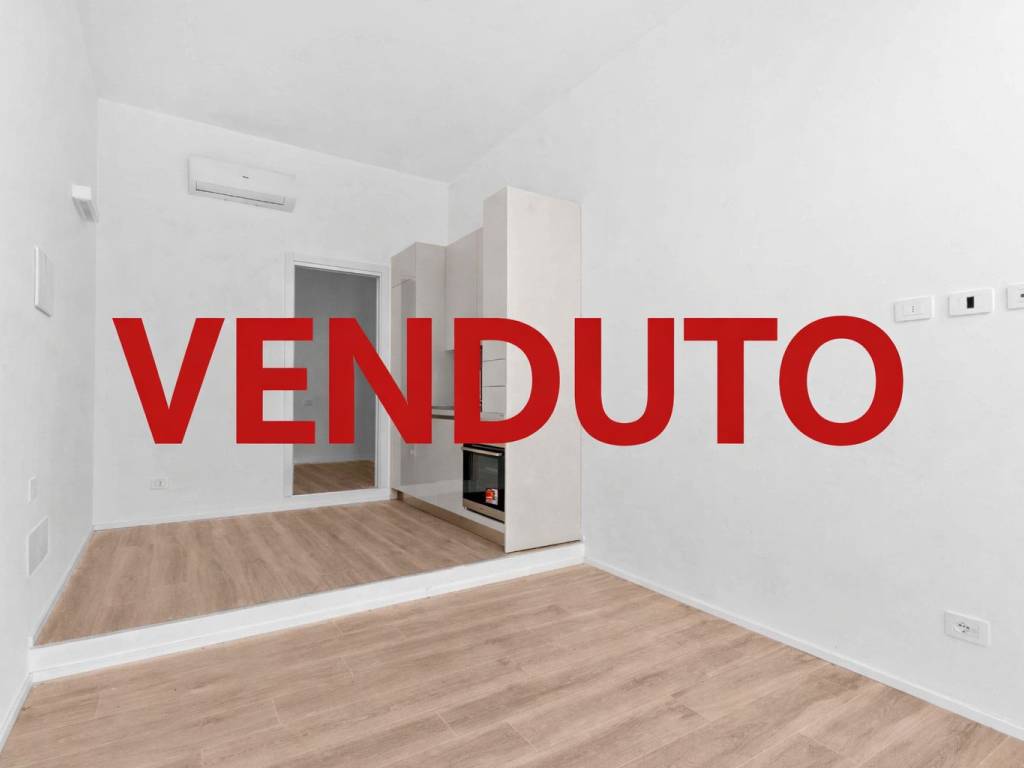 appartamento in vendita a Milano in zona Vigentino