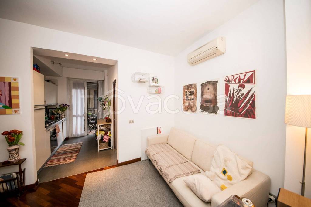 appartamento in vendita a Milano in zona Sempione