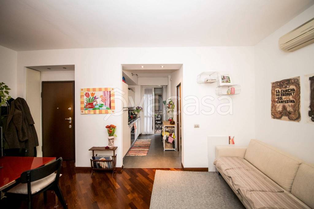 appartamento in vendita a Milano in zona Sempione