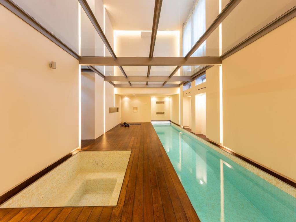 casa indipendente in vendita a Milano in zona Città Studi