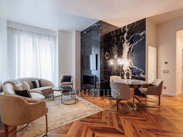 appartamento in vendita a Milano in zona Brera