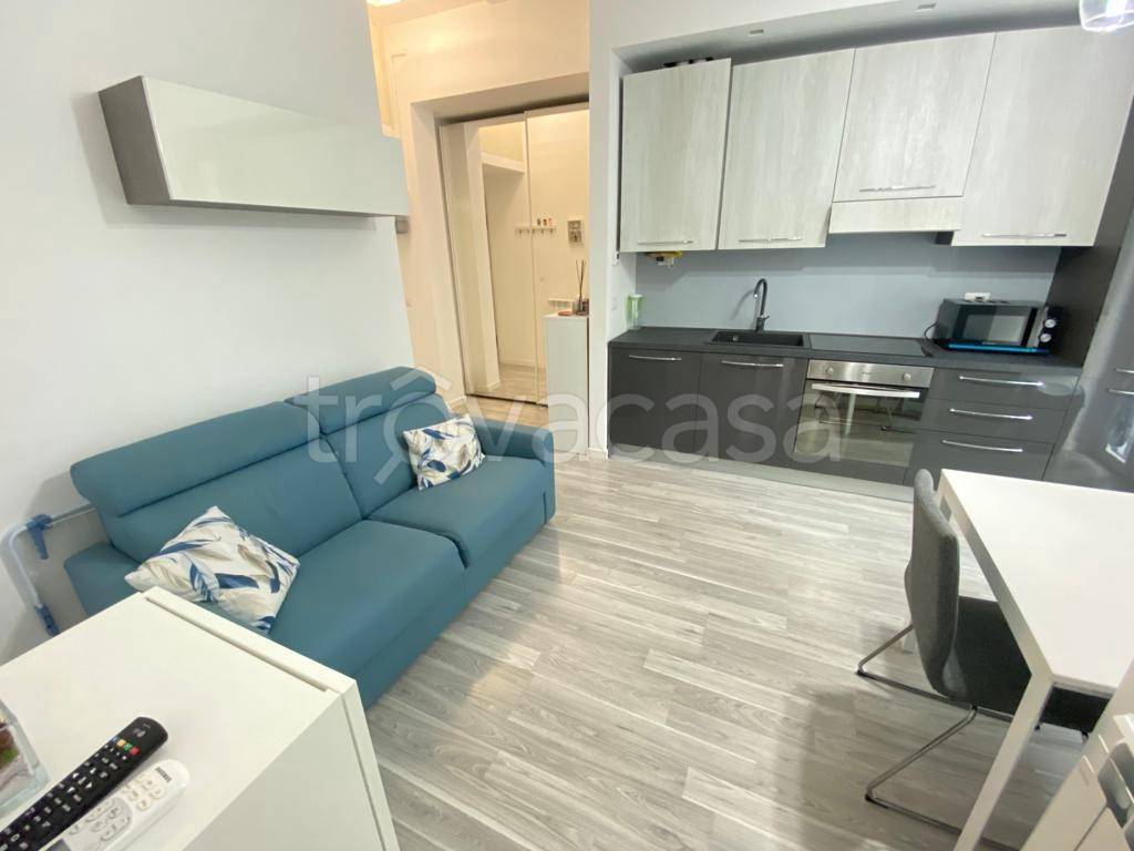 appartamento in vendita a Milano in zona Porta Nuova