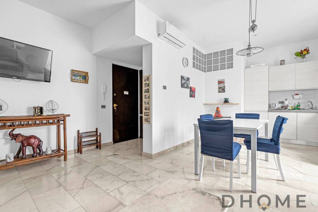 appartamento in vendita a Milano in zona Bocconi