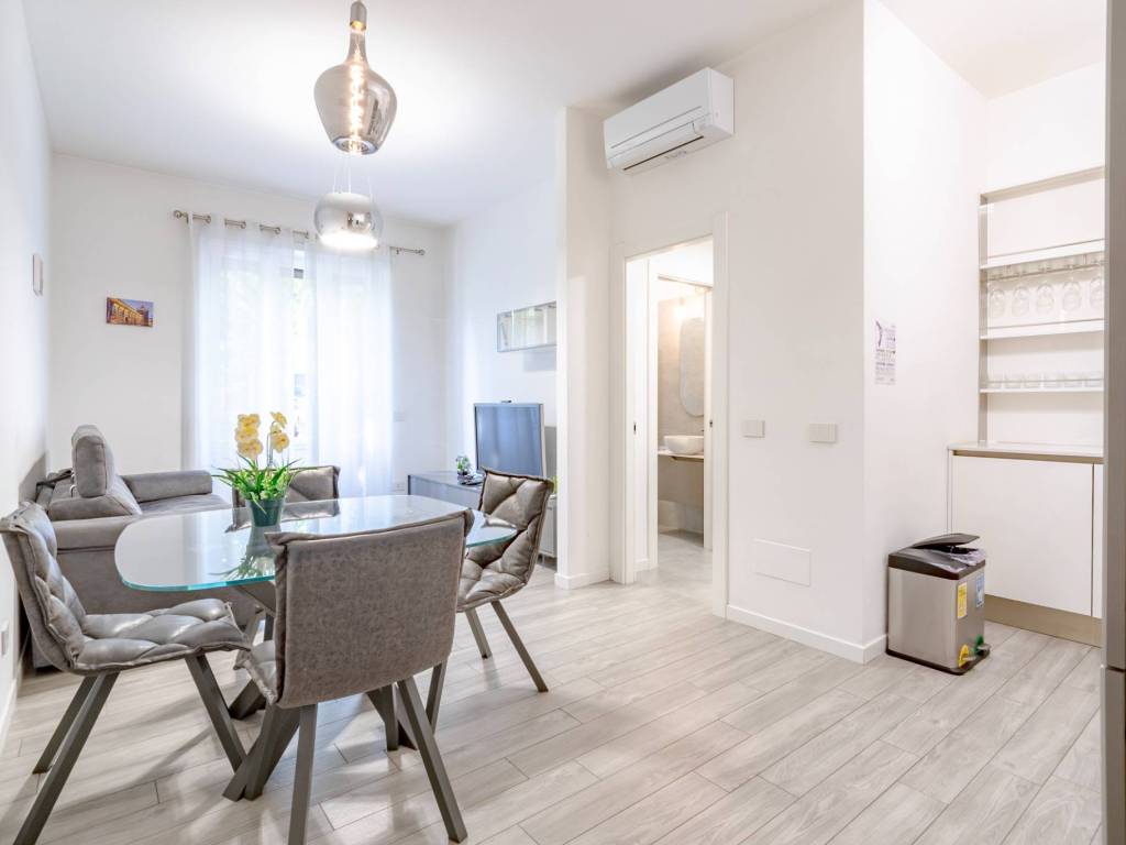 appartamento in vendita a Milano in zona Sempione