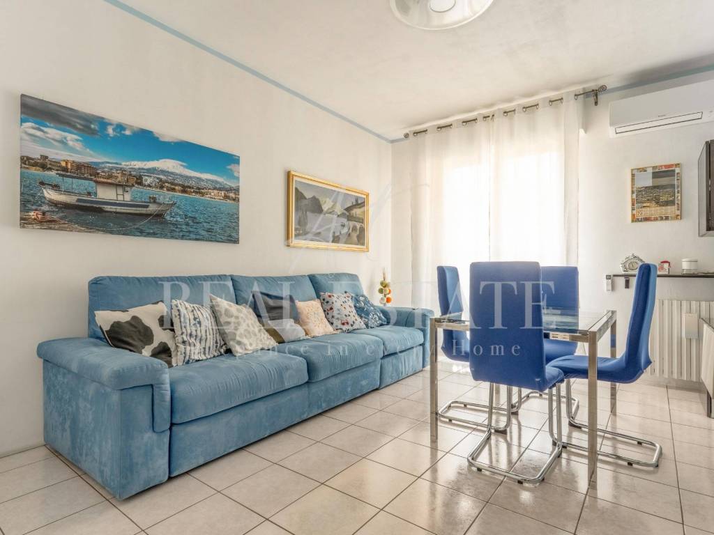 appartamento in vendita a Milano in zona Quartiere degli Olmi