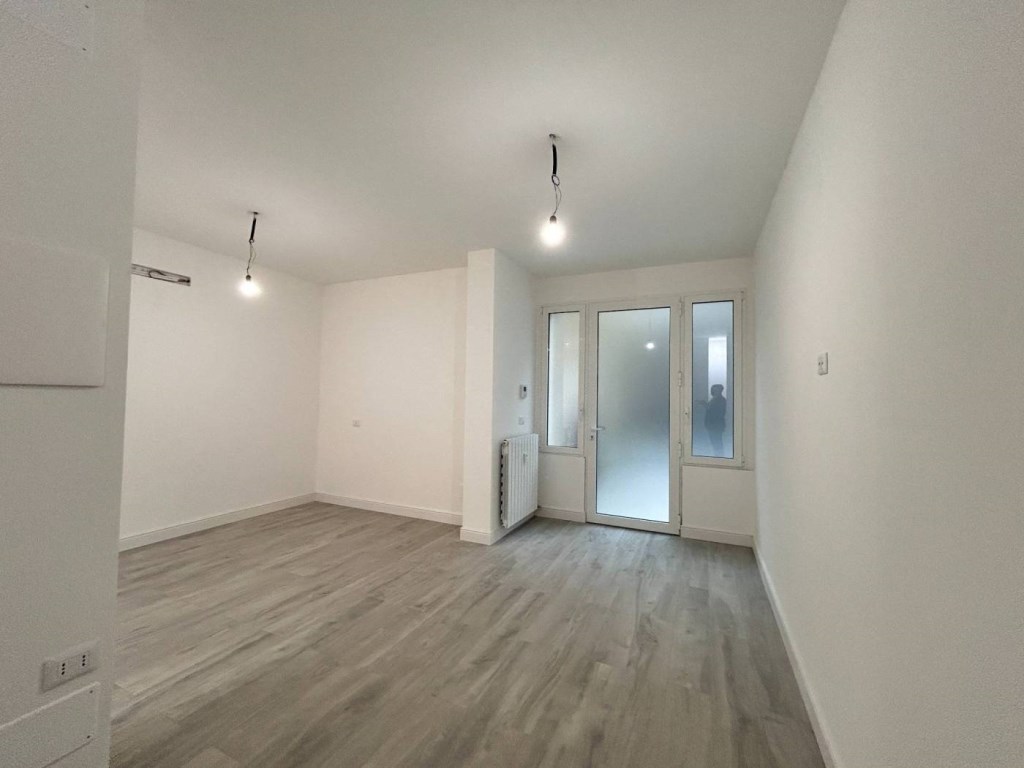 appartamento in vendita a Milano in zona Bocconi