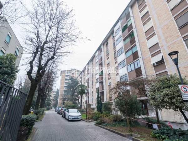 appartamento in vendita a Milano in zona Calvairate