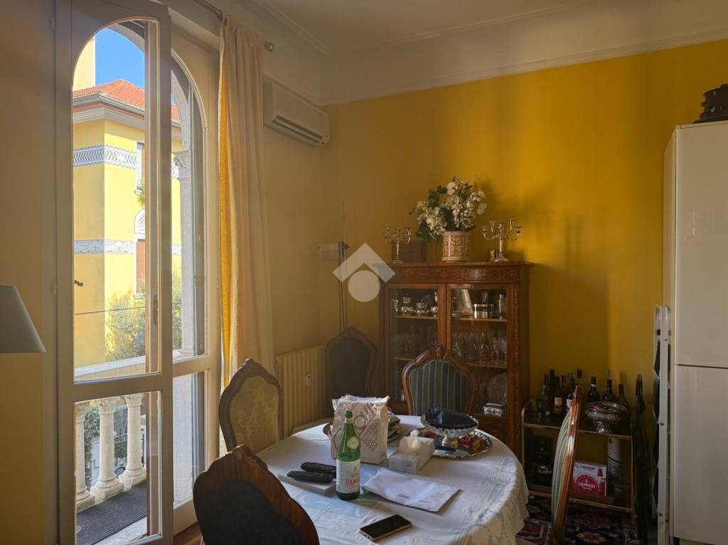 appartamento in vendita a Milano in zona Città Studi