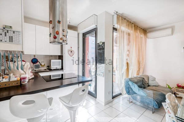 appartamento in vendita a Milano in zona Lambrate