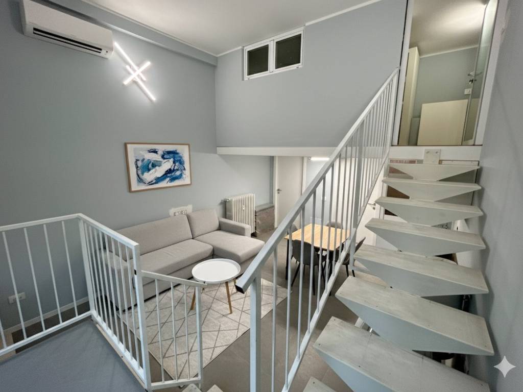 appartamento in vendita a Milano in zona Famagosta