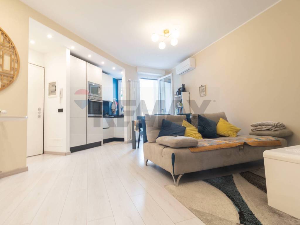 appartamento in vendita a Milano in zona Casoretto