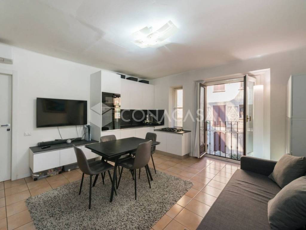 appartamento in vendita a Milano in zona Centro Direzionale