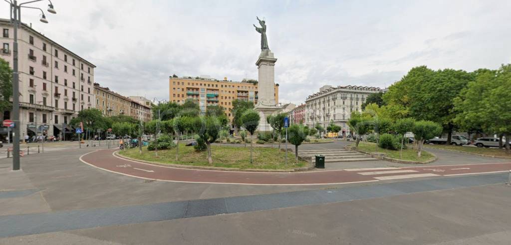 negozio in vendita a Milano in zona Porta Venezia