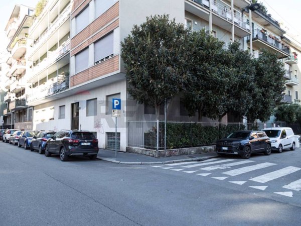negozio in vendita a Milano in zona Città Studi