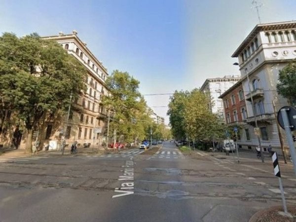 casa indipendente in vendita a Milano in zona Sempione