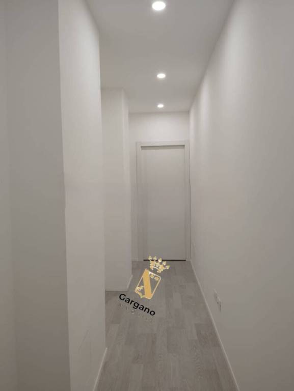 appartamento in vendita a Milano in zona Lorenteggio