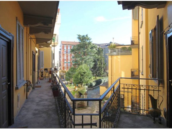 appartamento in vendita a Milano in zona Isola