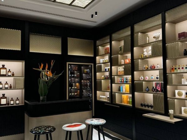 negozio in vendita a Milano