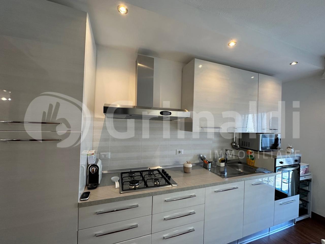 appartamento in vendita a Milano in zona Chiesa Rossa