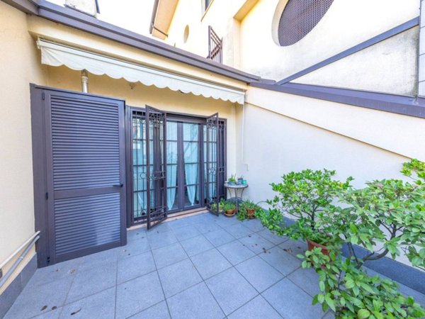 appartamento in vendita a Milano in zona Piazzale Lodi