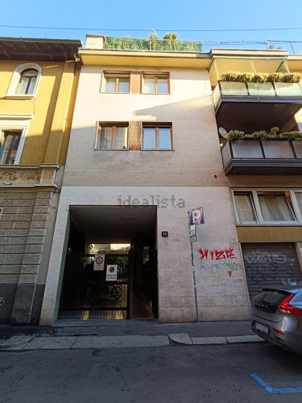 ufficio in vendita a Milano in zona Centro Storico