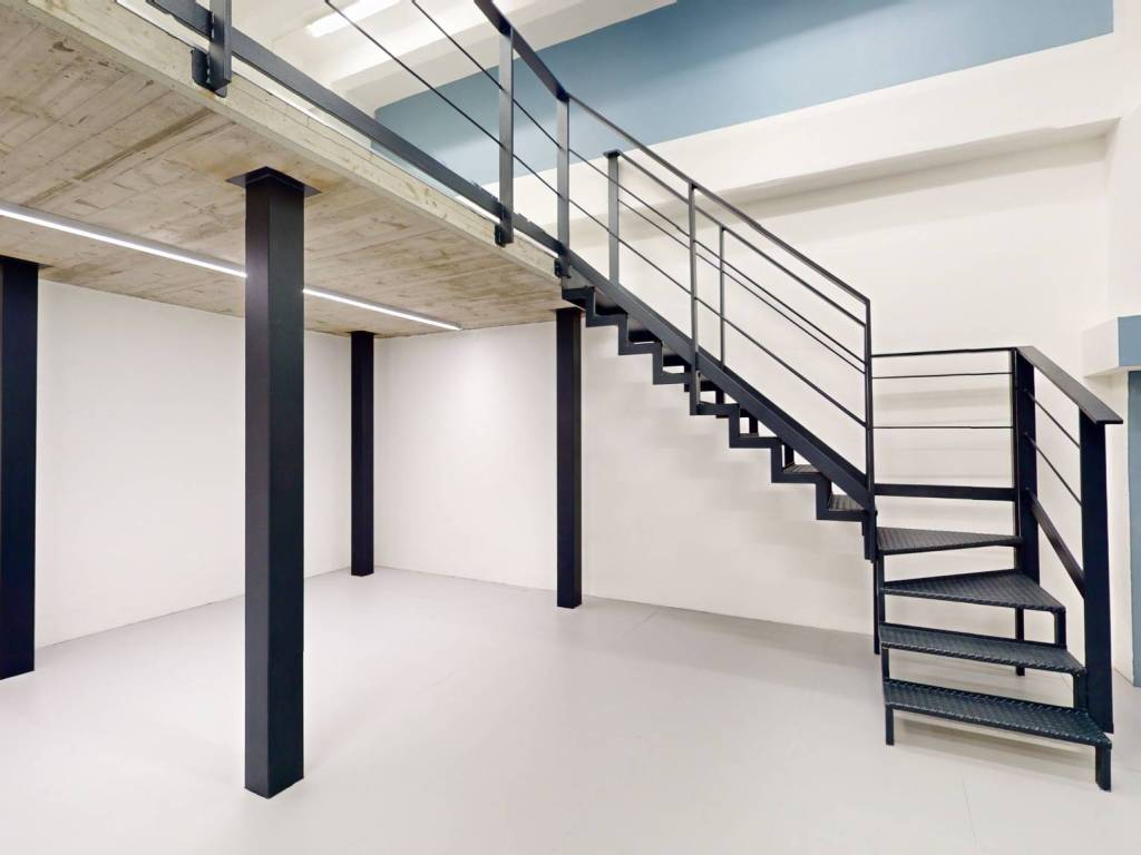 appartamento in vendita a Milano in zona Guastalla