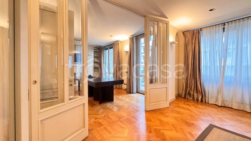 ufficio in vendita a Milano in zona Centro Direzionale