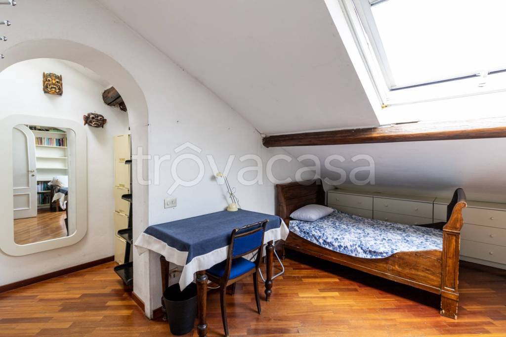 appartamento in vendita a Milano in zona Porta Garibaldi