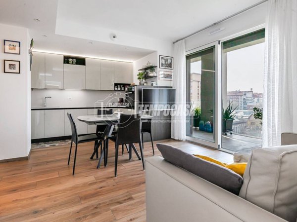 appartamento in vendita a Milano in zona Dergano