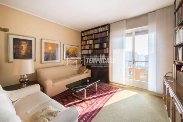 appartamento in vendita a Milano in zona Precotto