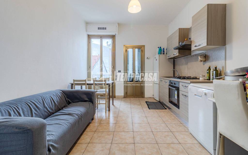 appartamento in vendita a Milano in zona Corvetto