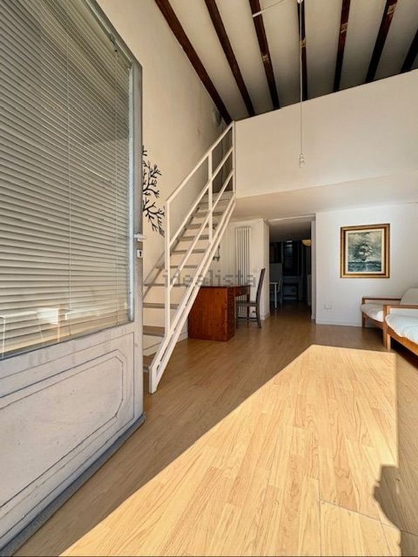 appartamento in vendita a Milano in zona San Cristoforo