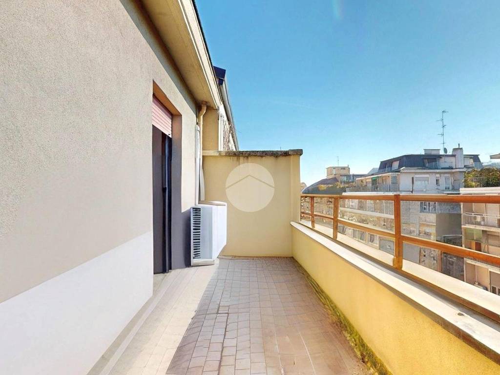 appartamento in vendita a Milano in zona Città Studi