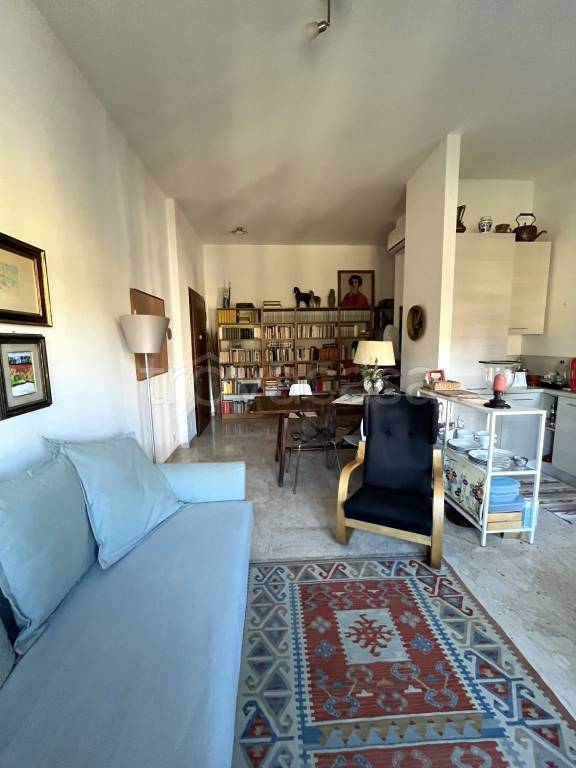 appartamento in vendita a Milano in zona Solari