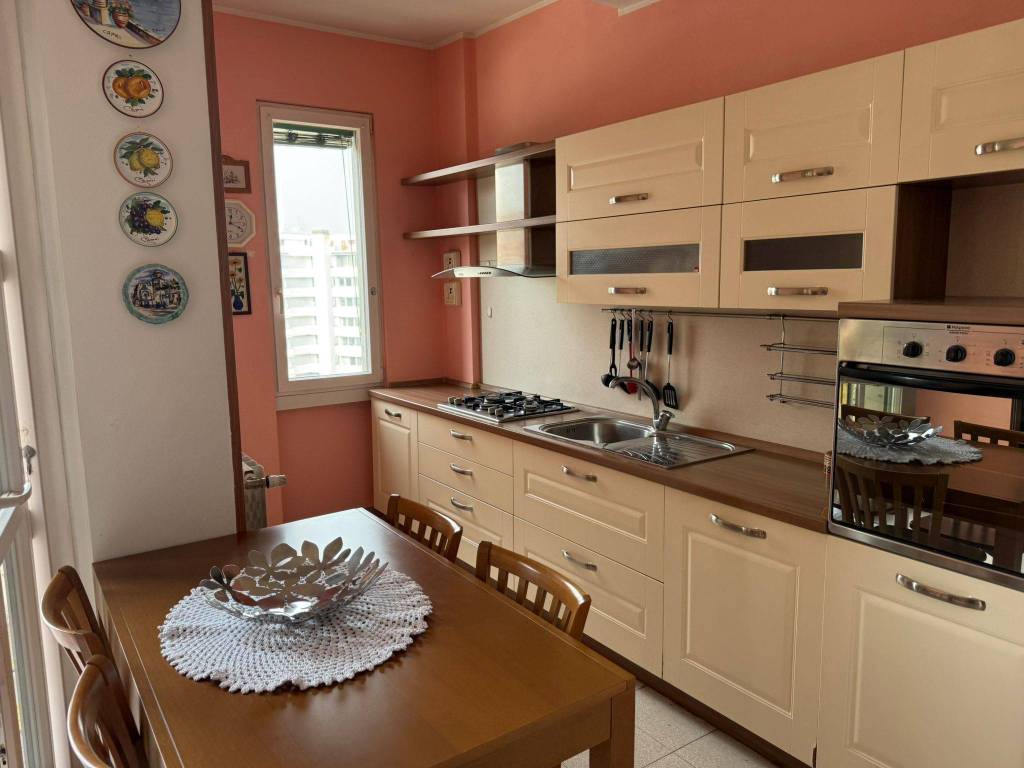 appartamento in vendita a Milano in zona Maggiolina