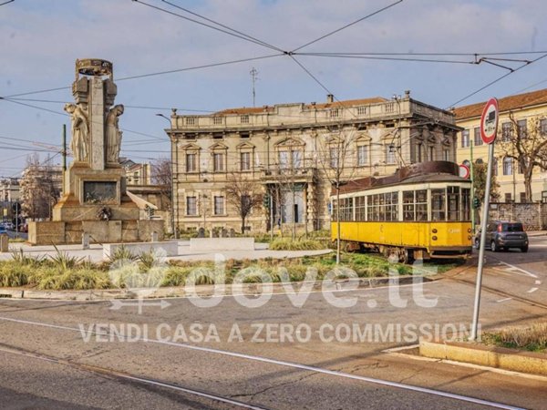 appartamento in vendita a Milano in zona Villapizzone