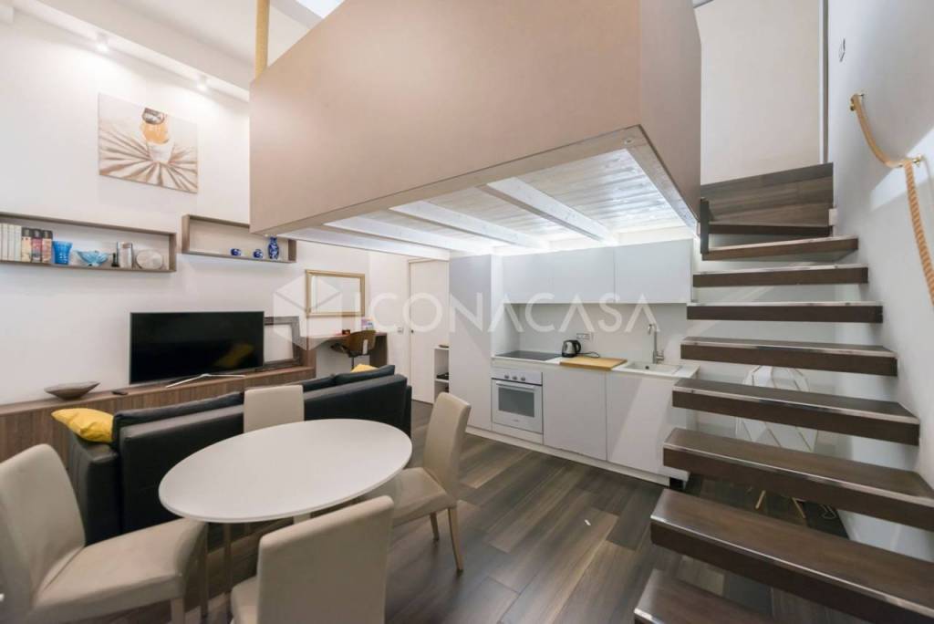 appartamento in vendita a Milano in zona Centro Direzionale