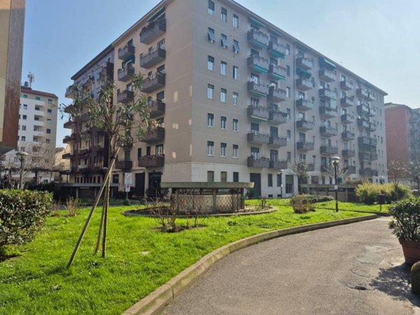 appartamento in vendita a Milano in zona San Siro