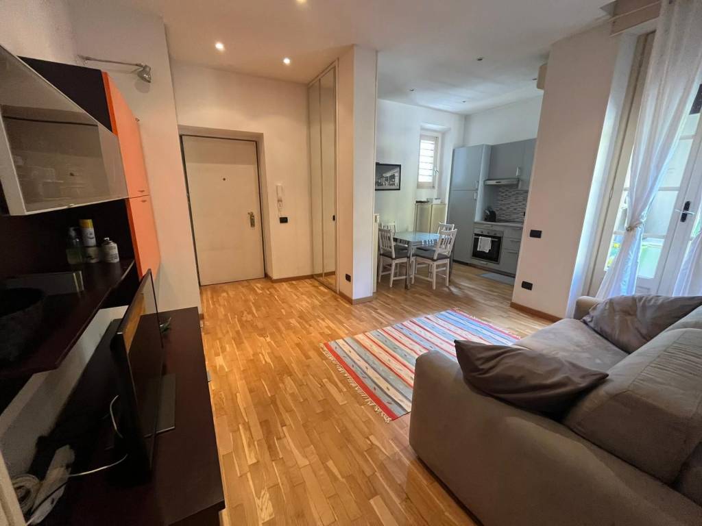 appartamento in vendita a Milano in zona Chiesa Rossa