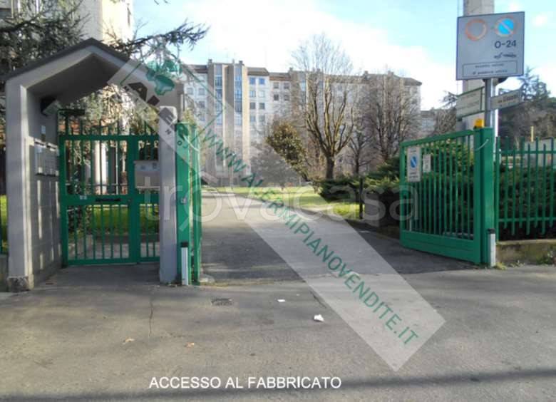 appartamento in vendita a Milano in zona Lambrate