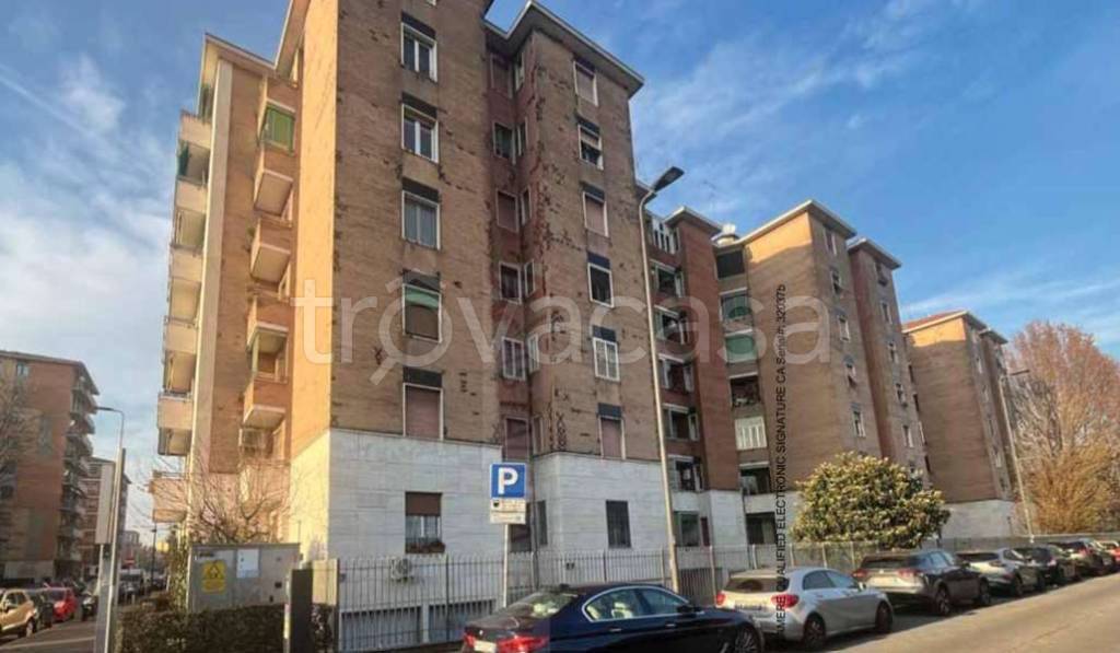 appartamento in vendita a Milano in zona Porta Venezia